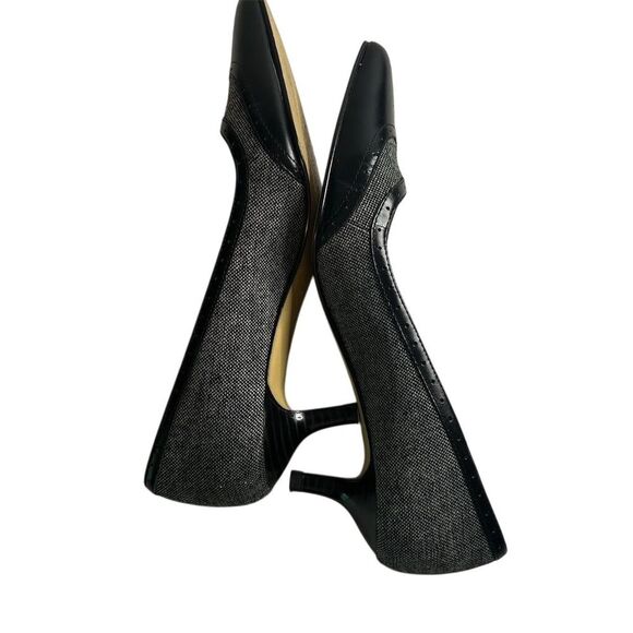 Isaac Mizrahi Women's Black Gray Pointed Toe Pumps Size 8 Formal Heel - Picture 12 of 13